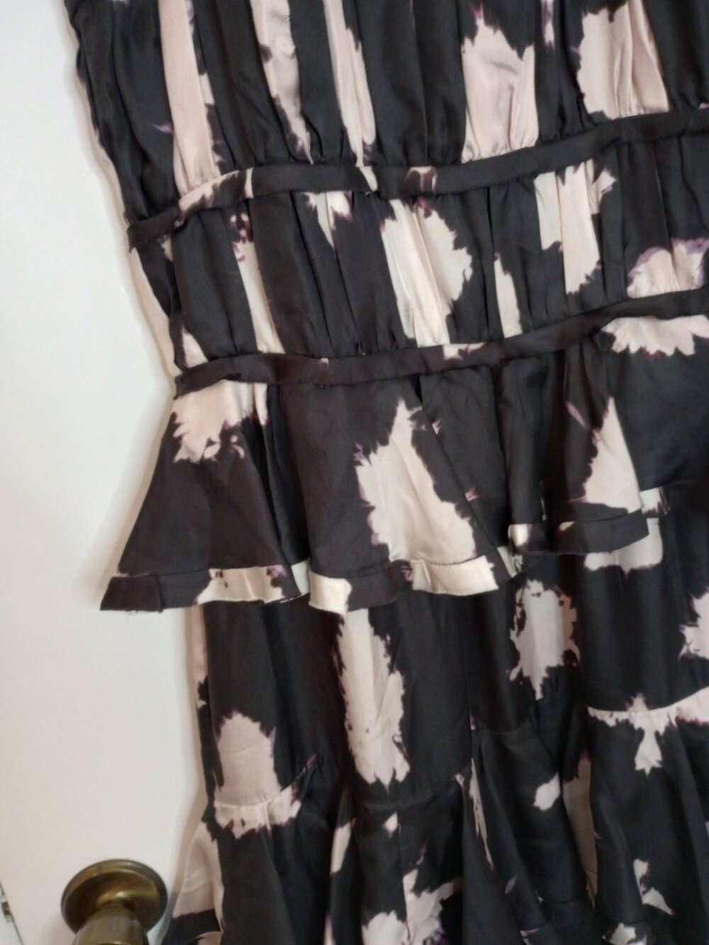 Ulla Johnson Serafina Noir Blur Tiered Silk Gown - Picture 7 of 17